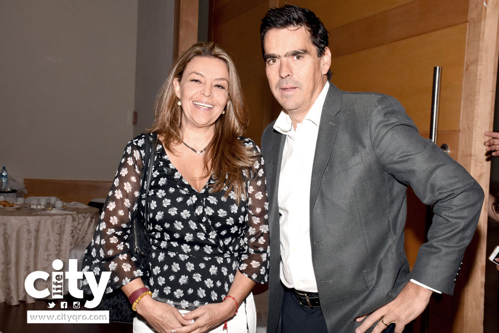 ana-bertha-azuara-jose-luis-urquiza